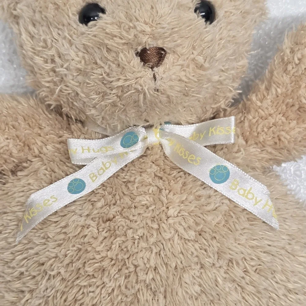 Child of Mine Carter's Teddy Bear Crib Pull Musical Plush Baby Hugs Bow